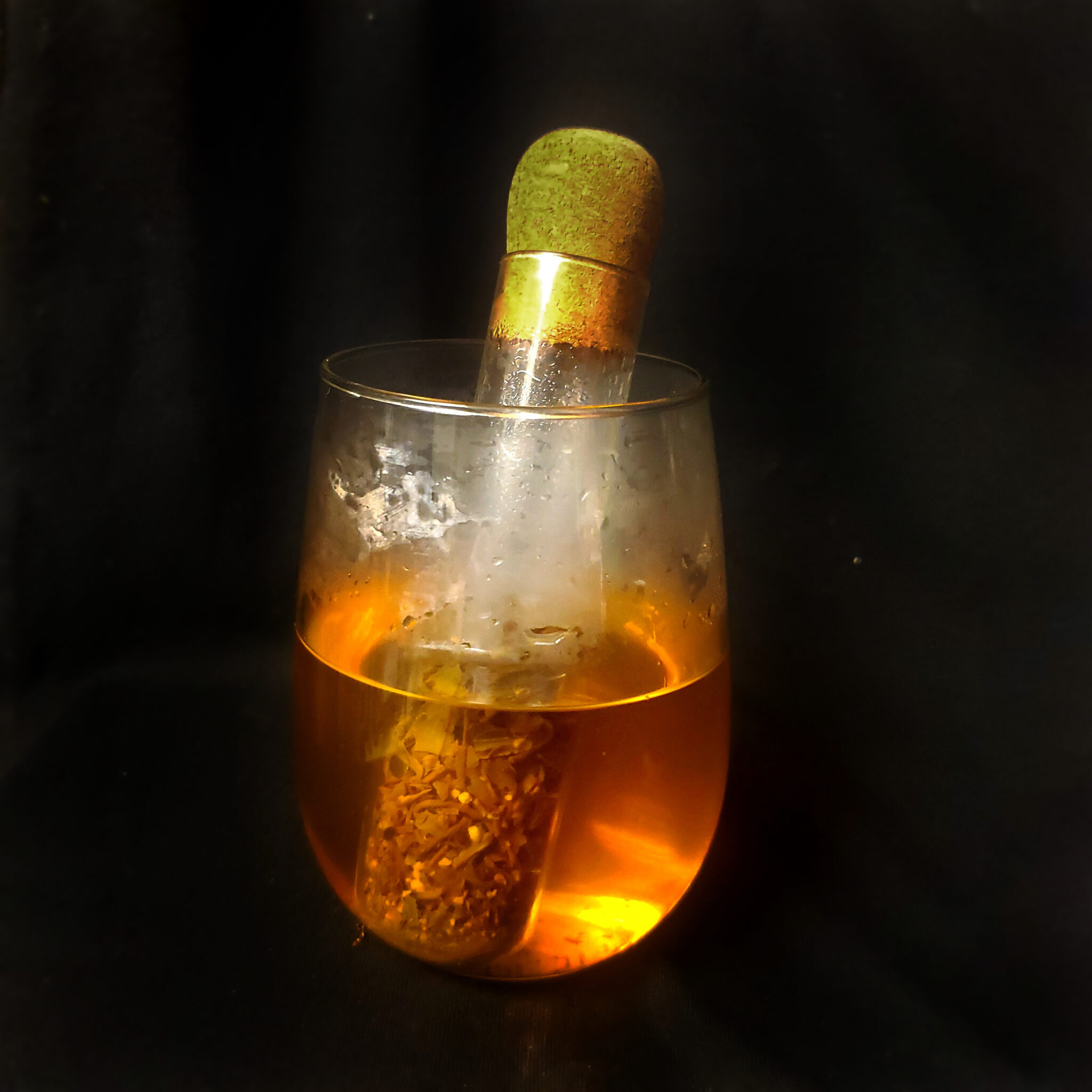 Test Tube Tea Infuser Pickwick & Cherry